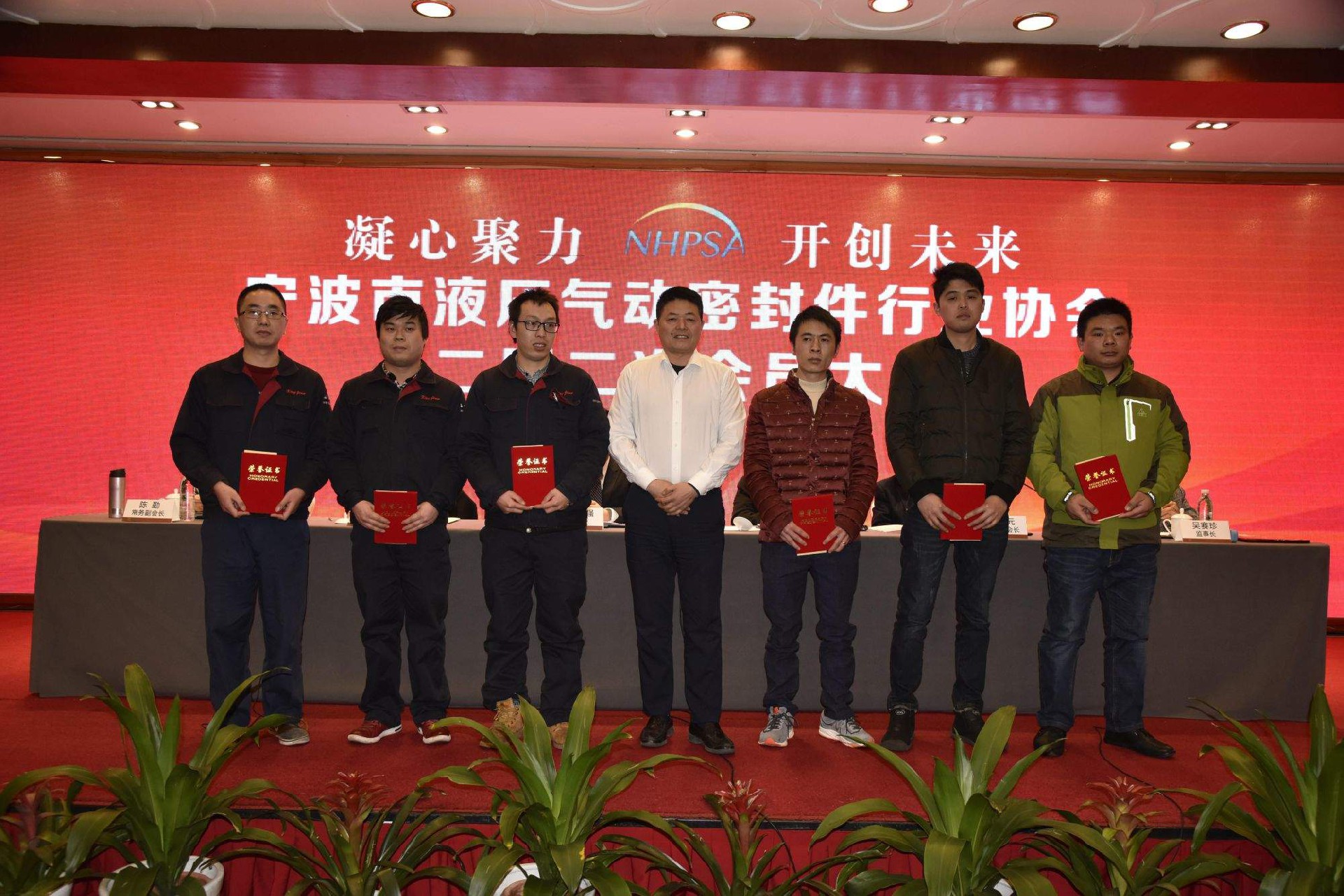 1686793225191286.jpg 15262647819681364.jpg